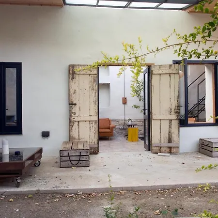 The Cabrio House- Unique Center Loft With Garden Casa de Férias